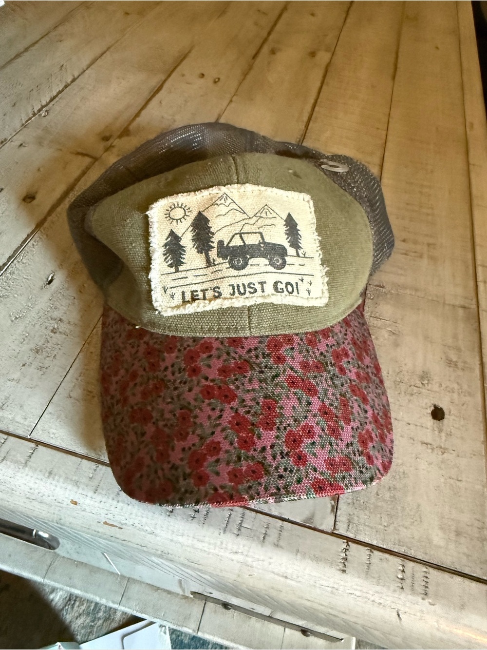 NATURAL LIFE Olive Patch Trucker Hat with Red Floral Brim